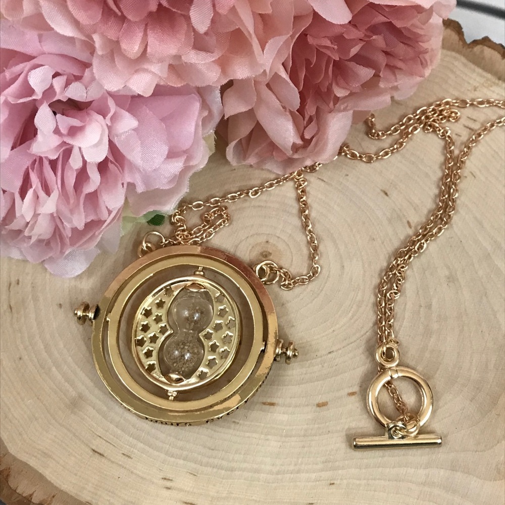 Harry Potter Gold Time Turner Sand Hourglass Pendant Necklace - Picture 8 of 10
